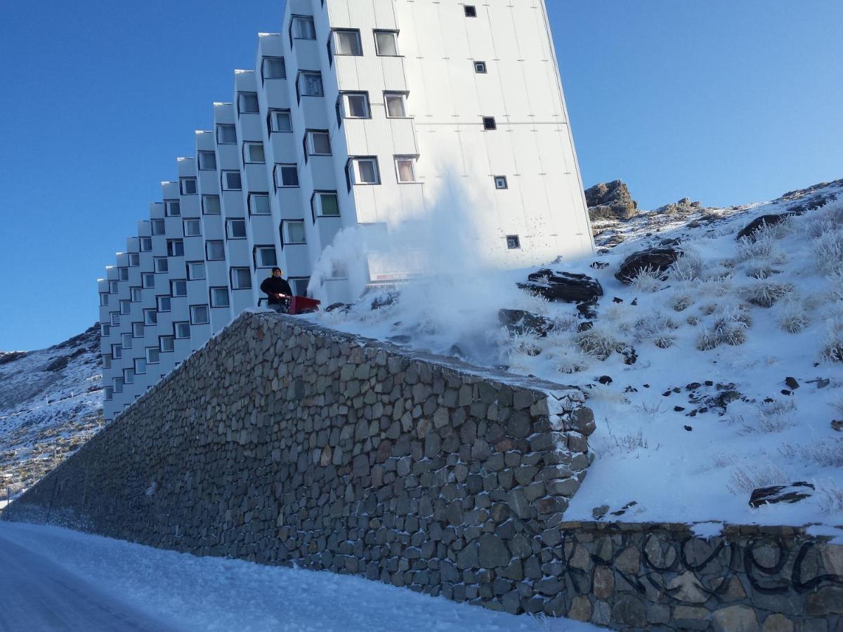 Estudio Presidente Sierra Nevada Esterno foto